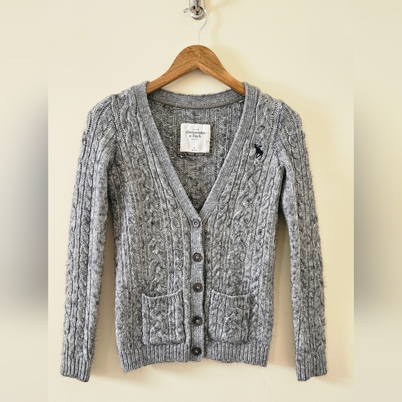 Abercrombie & Fitch Y2K Alpaca Wool Blend Gray Cableknit Cardigan Sweater VTG - Picture 2 of 11